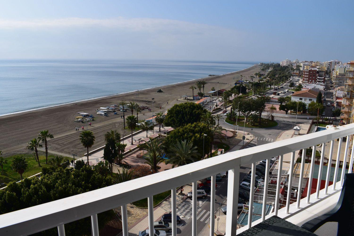Primera Linea De Playa - Zona Club Nautico Torre Del Mar Extérieur photo