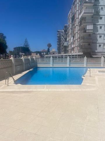 Primera Linea De Playa - Zona Club Nautico Torre Del Mar Extérieur photo